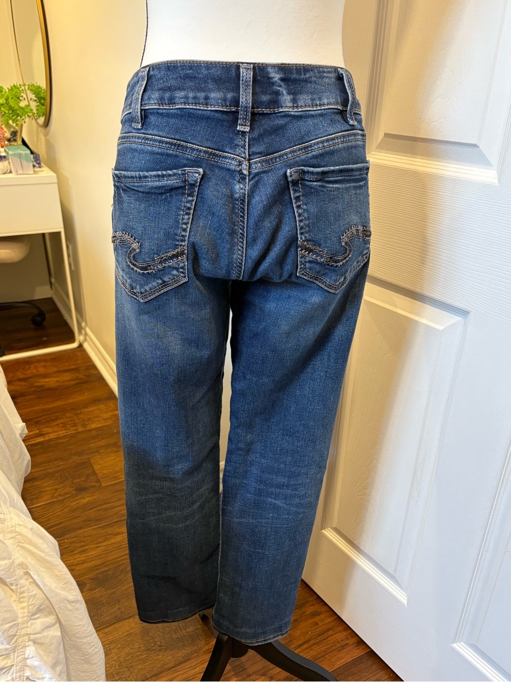 Silver Jeans Suki Straight Leg Dark Wash Jeans W31 L30